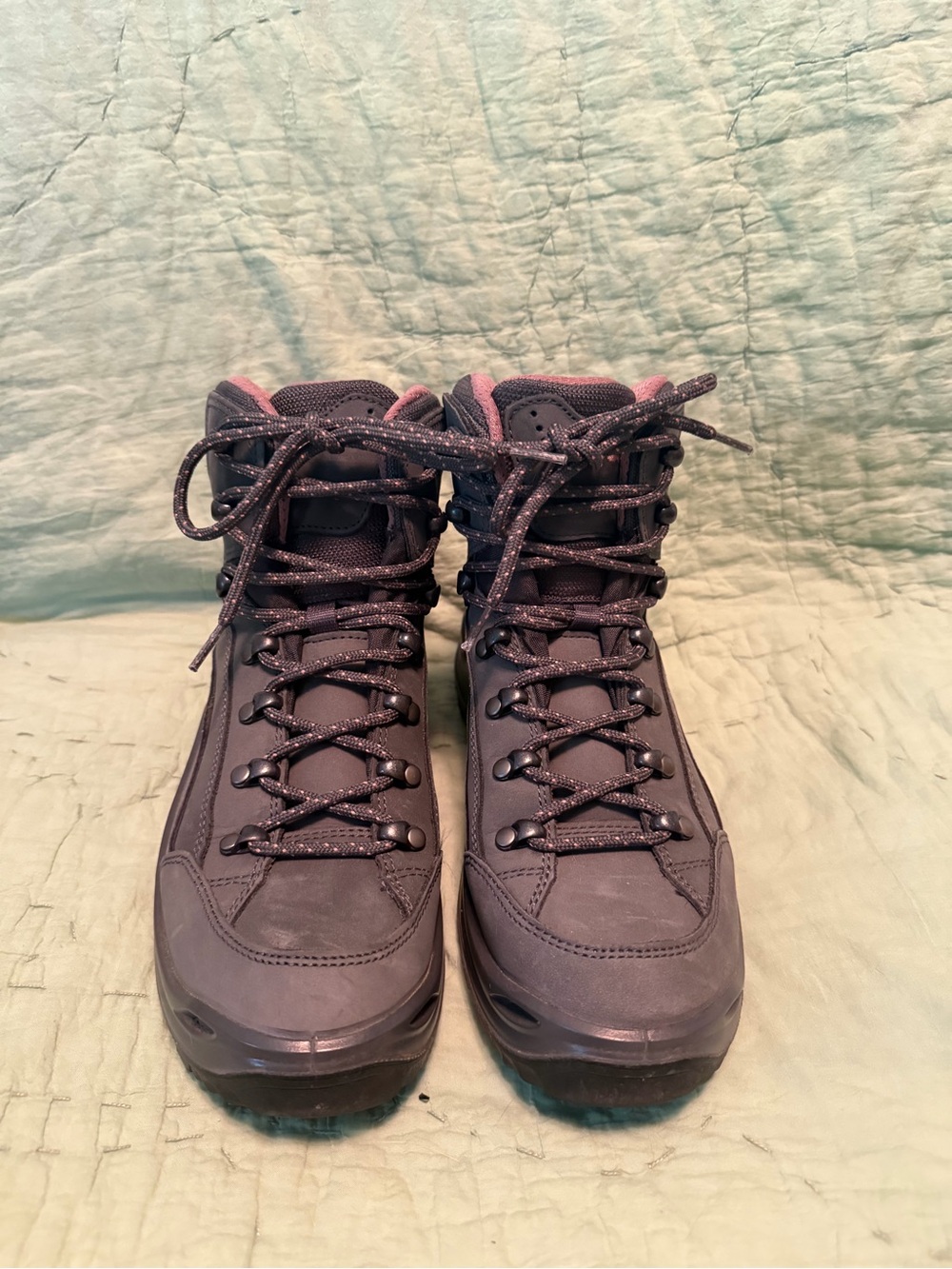 Lowa Renegade GTX Mid hiking boot - Picture 3 of 6